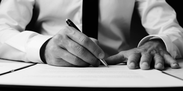 Permisos de Residencia y Trabajo / Visados / Golden Visa Bassella · Permisos para Formación / Estudios
