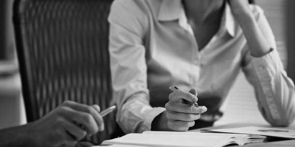 Permisos de Residencia y Trabajo / Visados / Golden Visa Bassella · Permisos de Residencia Temporal